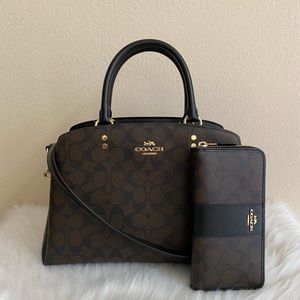 Coach purse and wallet set
